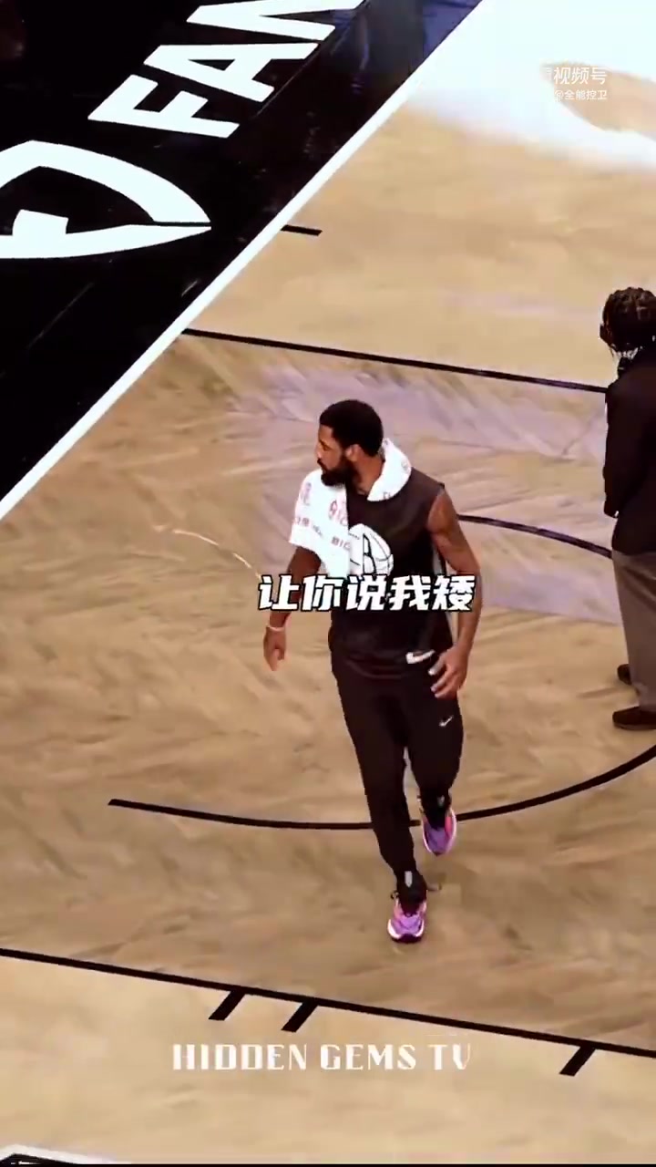 你不對勁！原來(lái)歐文一心想著(zhù)要隔扣杜蘭特，并將其撂倒在地